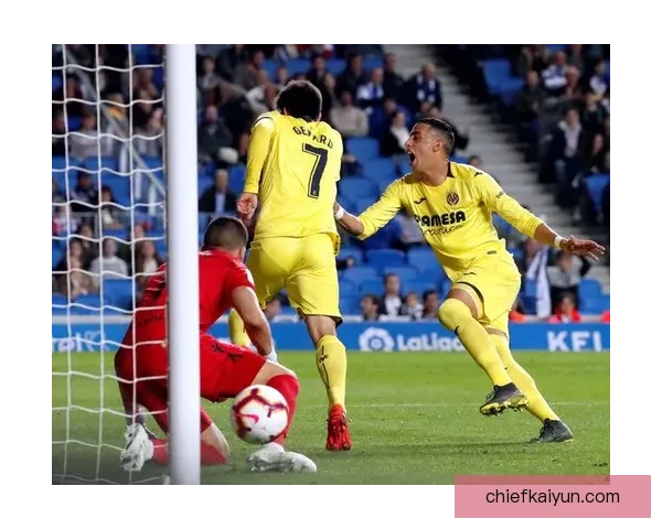 比利亚雷亚尔在西甲联赛中保持稳健表现，状态逐渐回暖值得关注